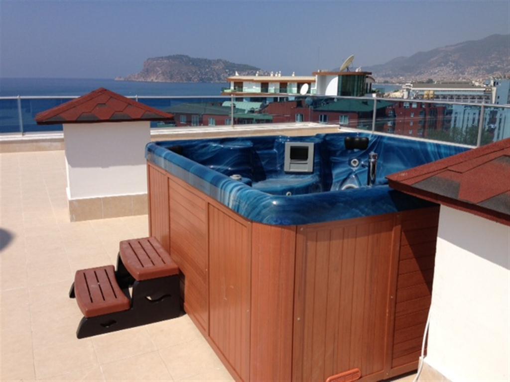 Aqua Diamond Residence
